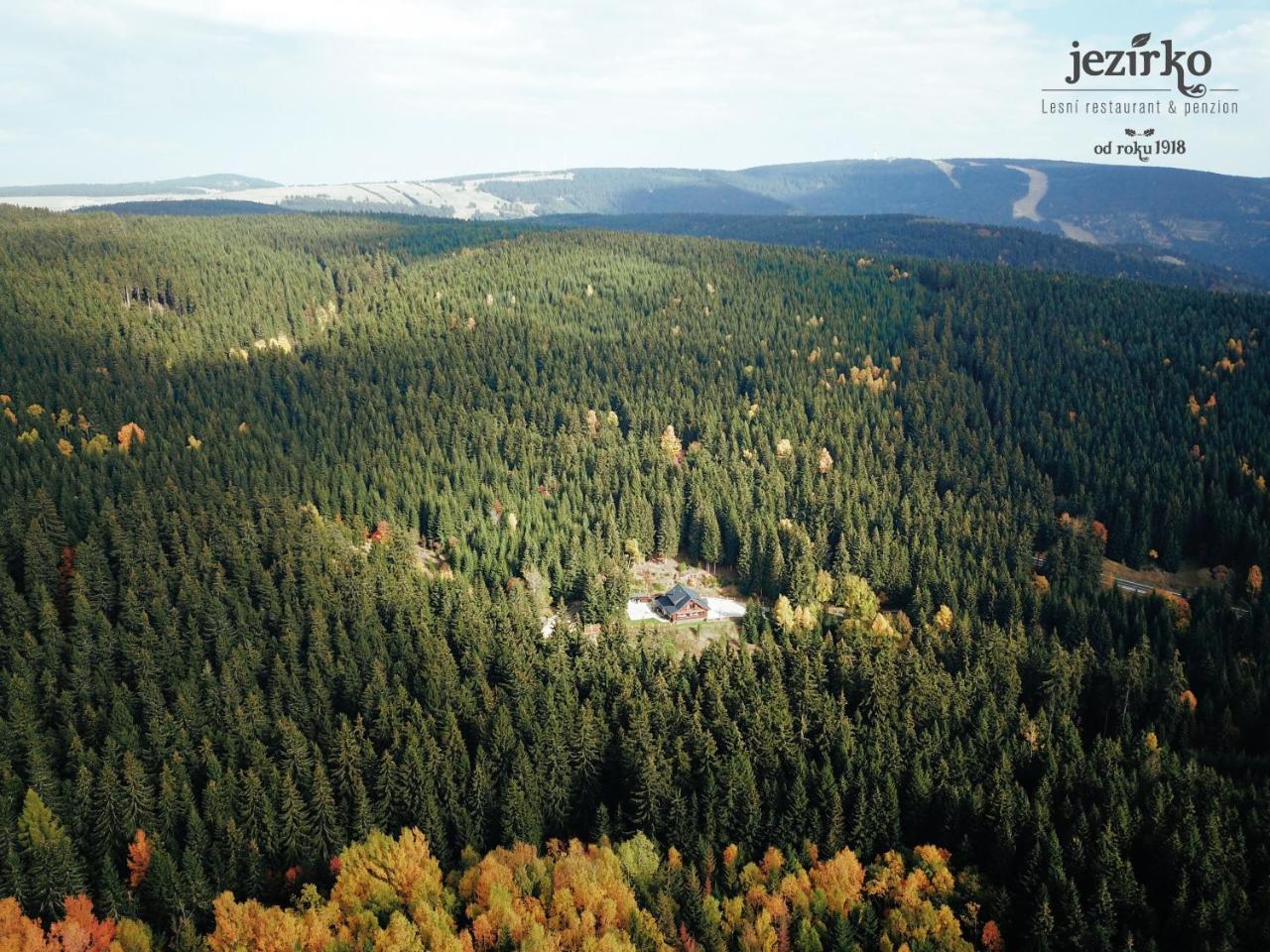 Jezirko Lesni Restaurant & Penzion Jáchymov Exterior photo